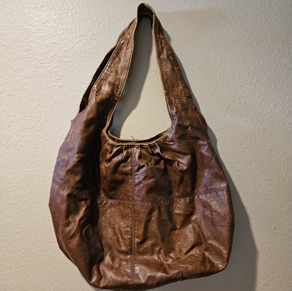 Brown faux leather hobo handbag by Chateau